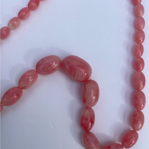 Pink necklace - Picture 4 of 4